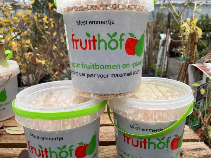 Emmertje kunstmest Fruithof